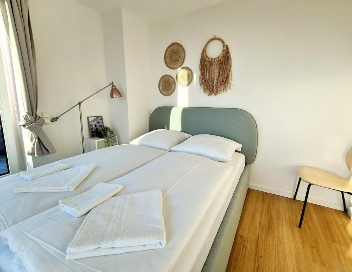 Urban Living - Top Floor Apartment Hamburg Exterior photo